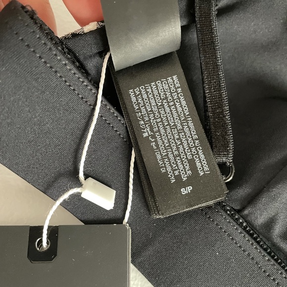 SOLD: Hurley Bikini Top - Picture 4 of 7